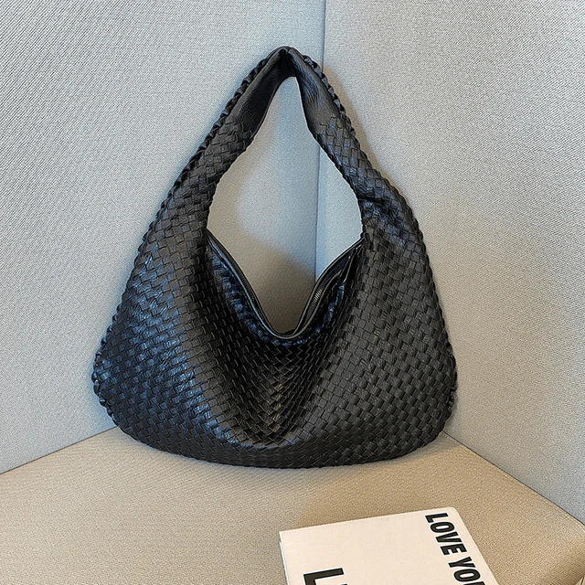 Marlene – Stylish Transport Bag